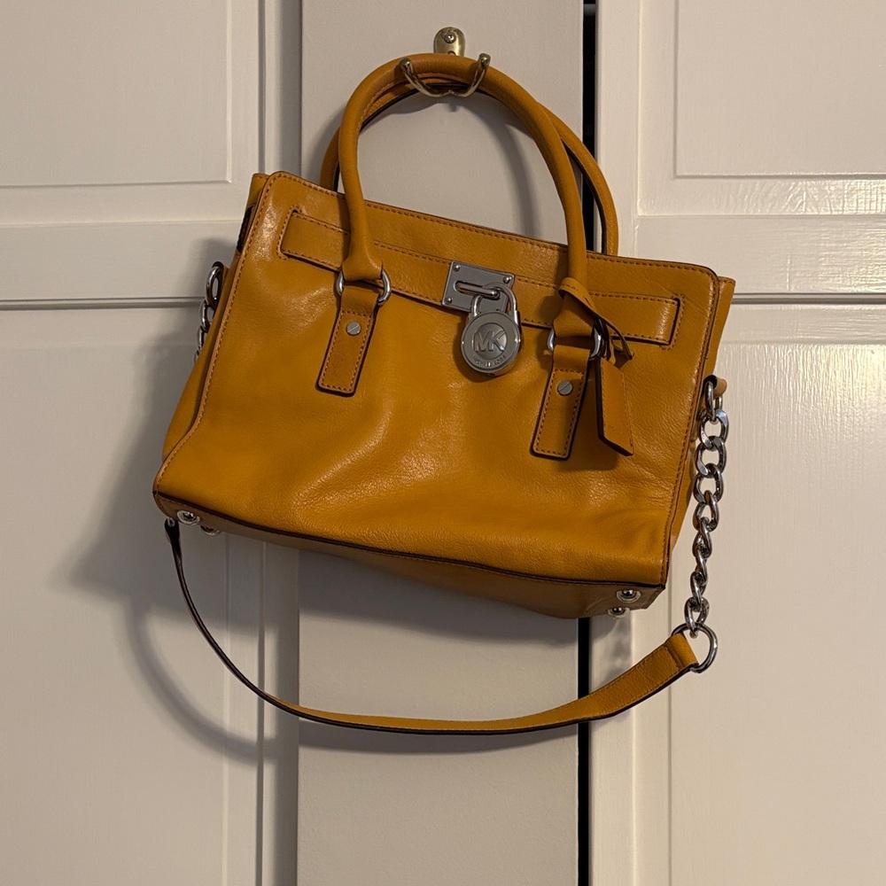 Michael Kors Golden Yellow Leather East West Hamilton Satchel Handbag - Picture 13 of 16